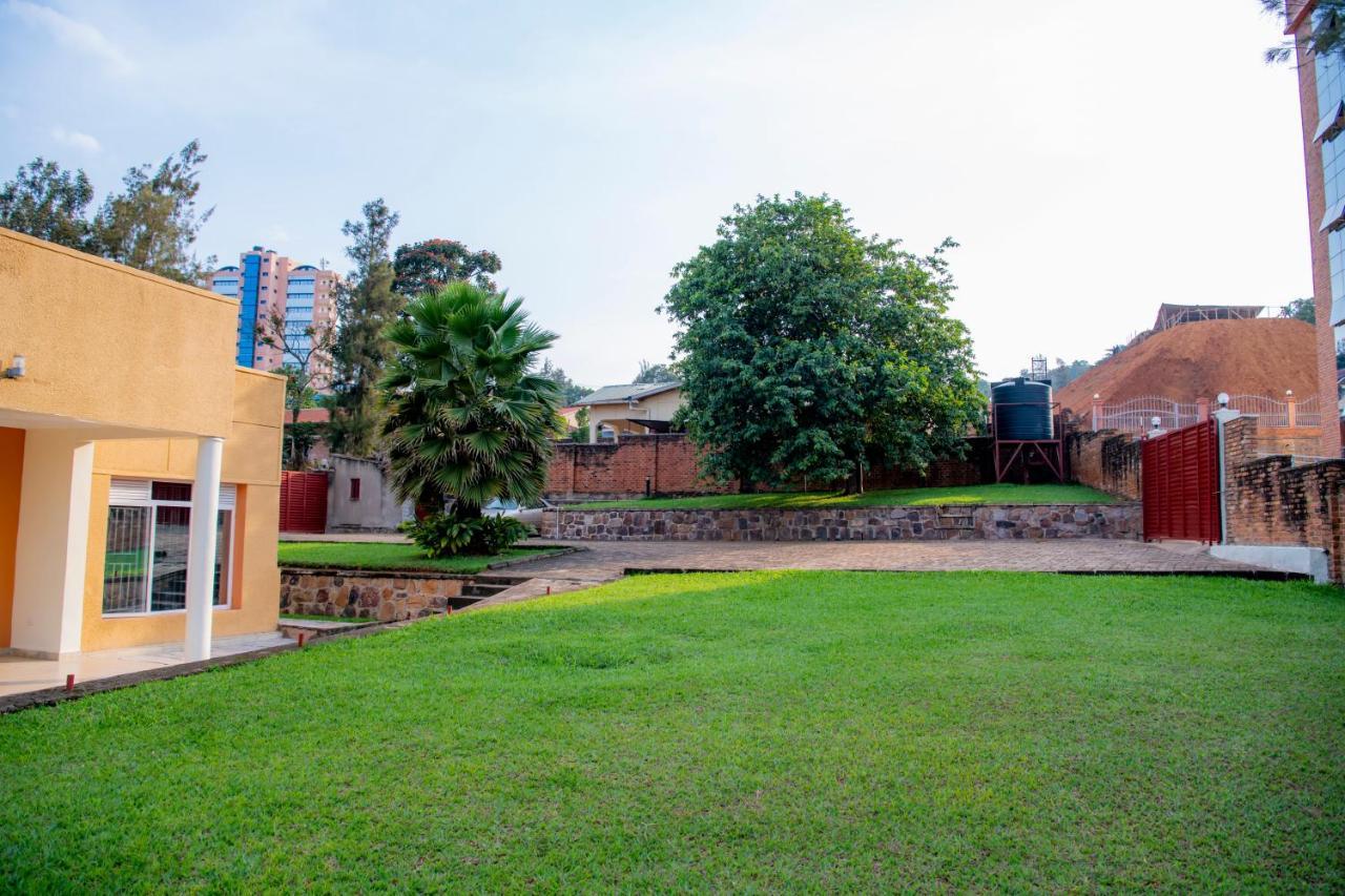 Fleur Guest House Kigali Exterior photo