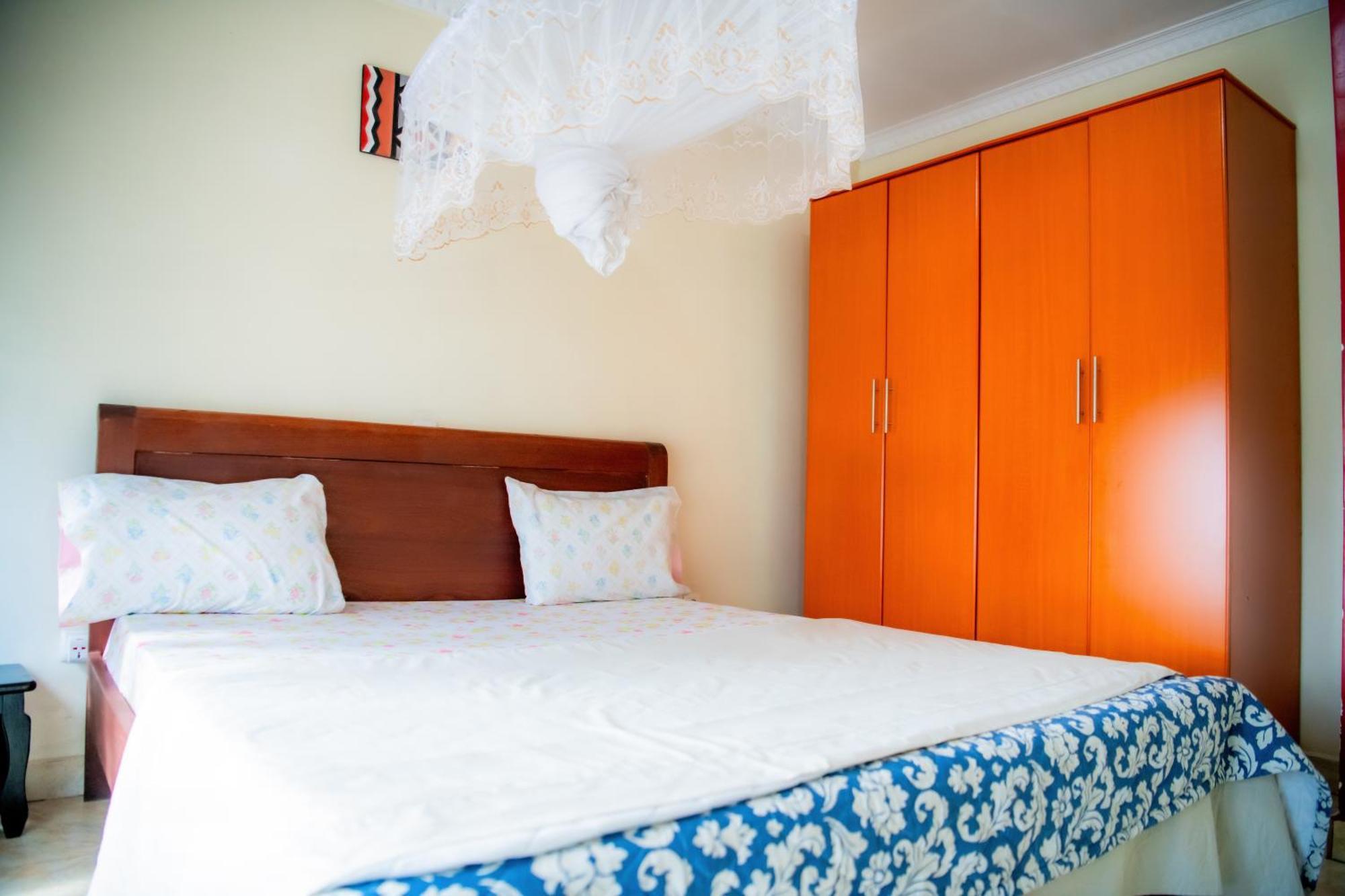 Fleur Guest House Kigali Exterior photo