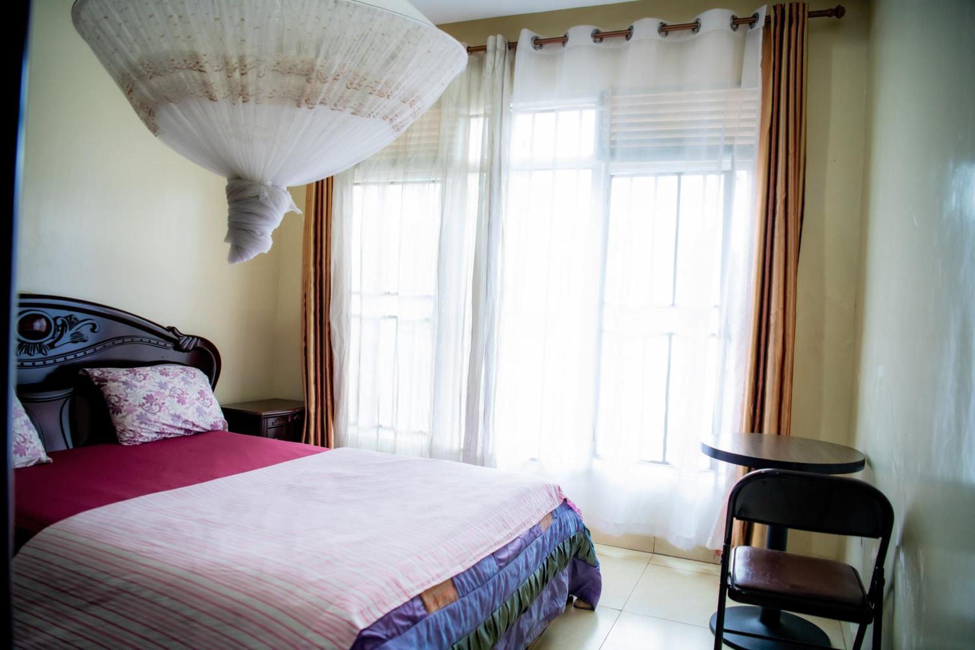 Fleur Guest House Kigali Exterior photo