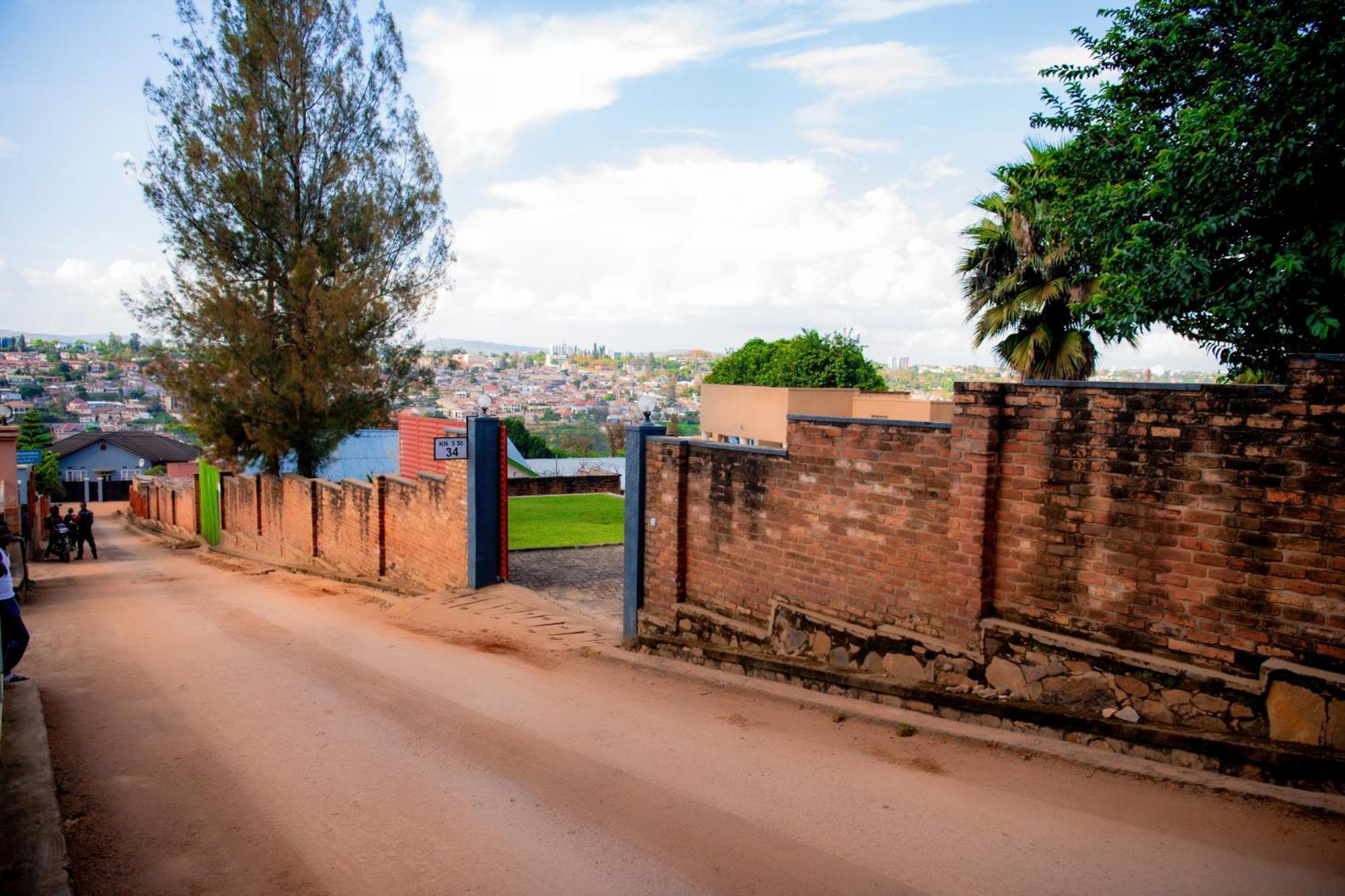 Fleur Guest House Kigali Exterior photo