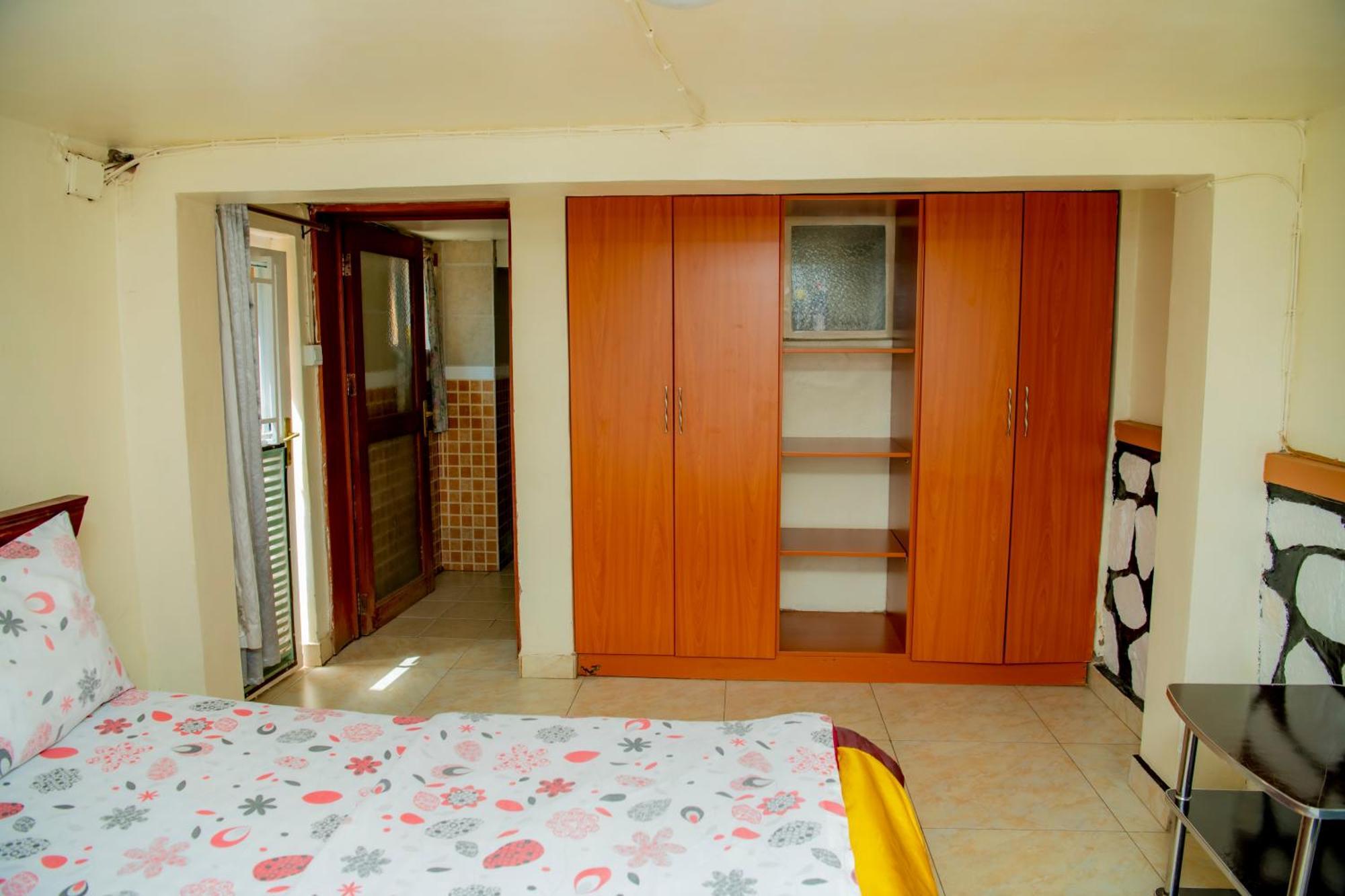 Fleur Guest House Kigali Exterior photo