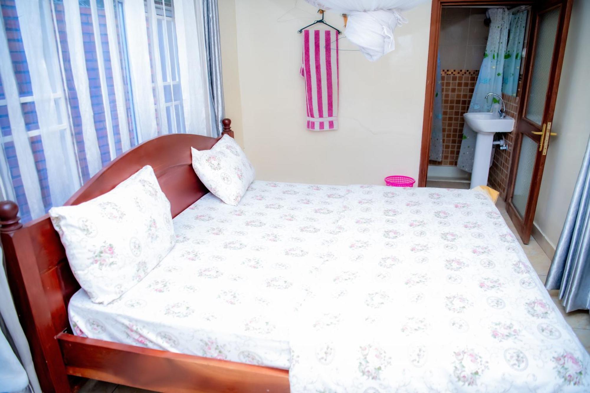Fleur Guest House Kigali Exterior photo