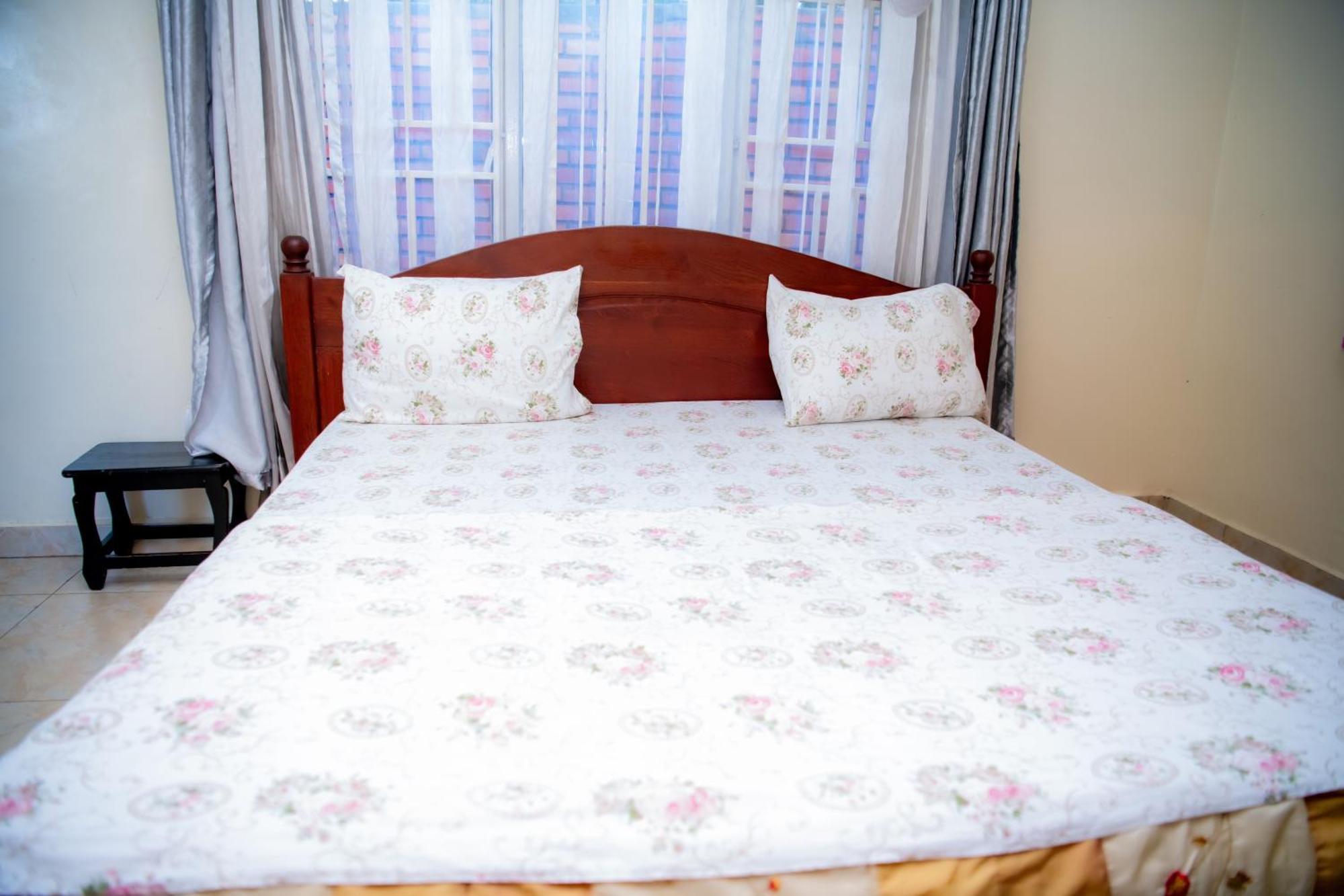 Fleur Guest House Kigali Exterior photo