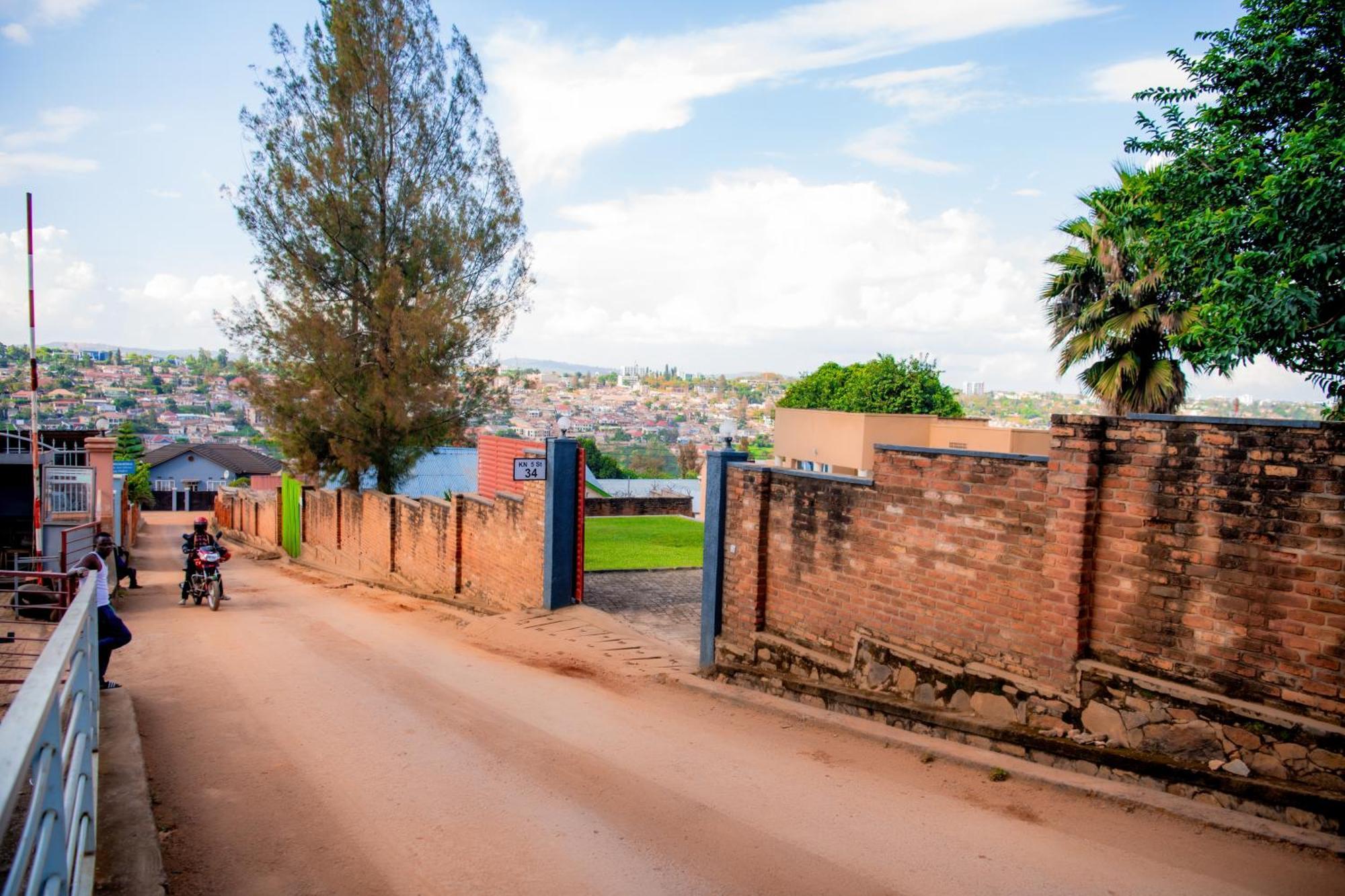 Fleur Guest House Kigali Exterior photo